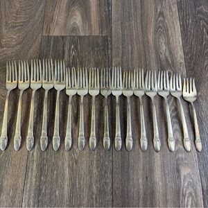 16 Various 1847 Rogers Bros IS First Love 1937 Forks Flatware NEED CLEANING